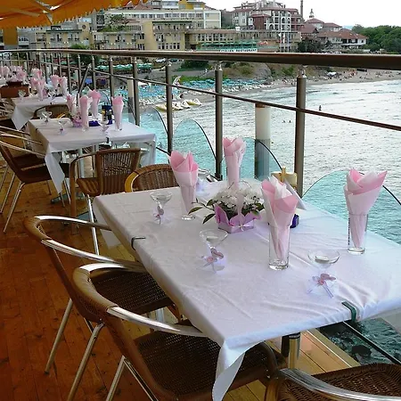 Hotel Parnasse