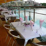 Hotel Parnasse